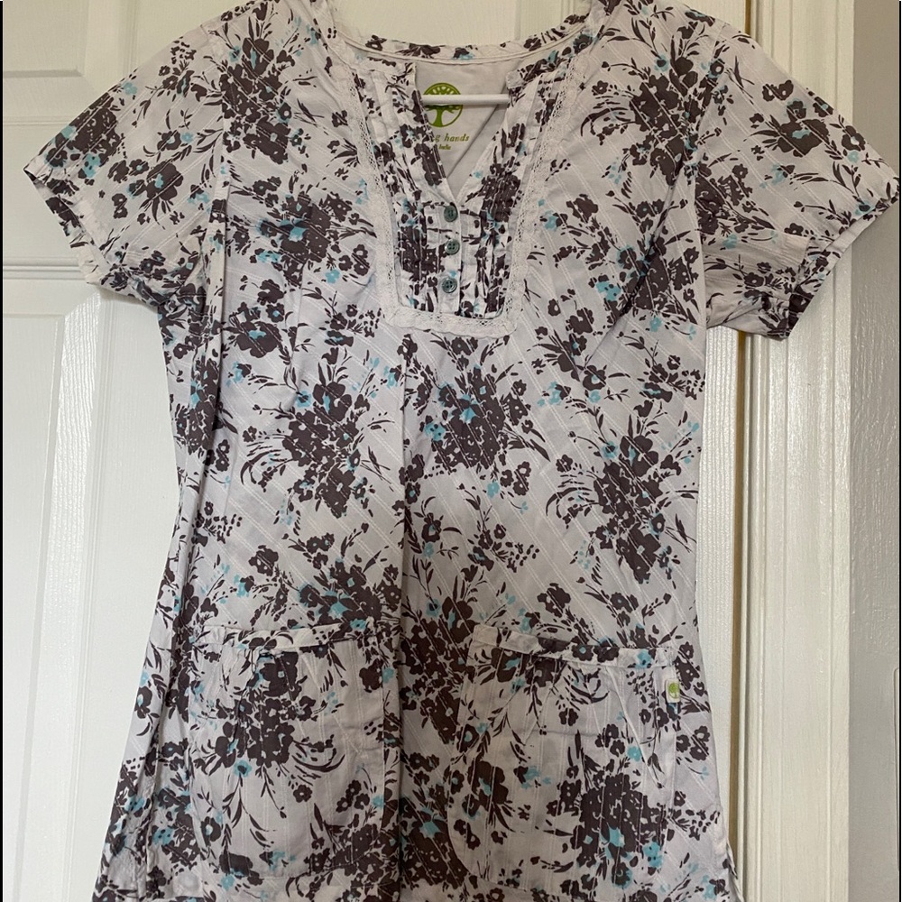 Healing hands scrub top